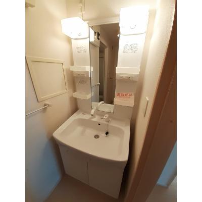 グランツ 203【管理NO：1-017139801-02030】 ★家具家電は申し込み後に搬入します★ ★2026年10月中旬入居可能★の物件写真6