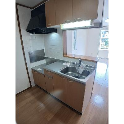 サンセールメゾン 101【管理NO：1-011790301-01010】 ★家具家電は申し込み後に搬入します★の物件写真3