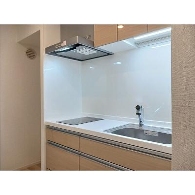 エナジー 202【管理NO：1-027871901-02020】 ★家具家電は申し込み後に搬入します 2026年08月下旬入居可能の物件写真3