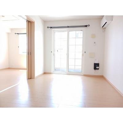 サニー　ＫⅤ 102【管理NO：1-015905003-01020】 ★家具家電は申し込み後に搬入します★の物件写真2