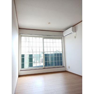 アースブラウンＫ・ＴⅡ 203【管理NO：1-010679101-02030】 ★家具家電は申し込み後に搬入します★ ★2026年09月下旬入居可能★の物件写真2