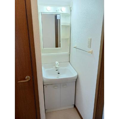 アースブラウンＫ・ＴⅡ 203【管理NO：1-010679101-02030】 ★家具家電は申し込み後に搬入します★ ★2026年09月下旬入居可能★の物件写真6
