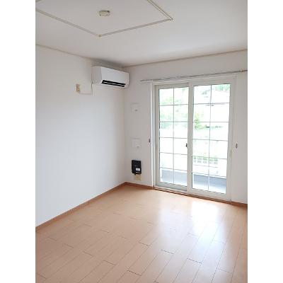 カーサプラシードＡ 101【管理NO：1-014834401-01010】 ★家具家電は申し込み後に搬入します★の物件写真2