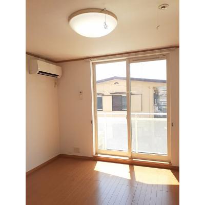 レインボーシャトー 201【管理NO：1-013402801-02010】 ★家具家電は申し込み後に搬入します 2026年08月下旬入居可能の物件写真2