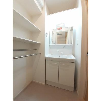 ハウス　フリーデ　Ⅰ 101【管理NO：1-026756301-01010】 ★家具家電は申し込み後に搬入します 2026年09月中旬入居可能の物件写真6
