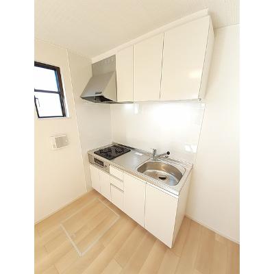 ネオ　シャングリラ 101【管理NO：1-027230501-01010】 ★家具家電は申し込み後に搬入します 2026年08月下旬入居可能の物件写真3
