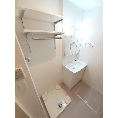 ネオ　シャングリラ 101【管理NO：1-027230501-01010】 ★家具家電は申し込み後に搬入します 2026年08月下旬入居可能の物件写真6