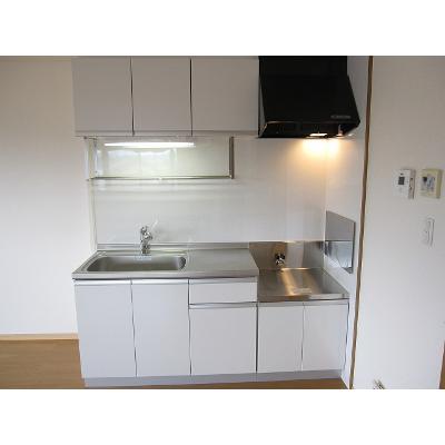 グランロード 301【管理NO：1-009692401-03010】 ★家具家電は申し込み後に搬入します 2026年08月下旬入居可能の物件写真3