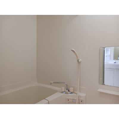 エステル　Ｂ 203【管理NO：1-007248202-02030】 ★家具家電は申し込み後に搬入します 2026年09月上旬入居可能の物件写真4