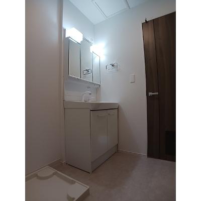 カトレア 202【管理NO：1-028616701-02020】 ★家具家電は申し込み後に搬入します 2026年08月上旬入居可能の物件写真6