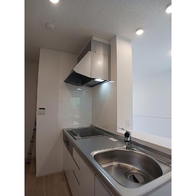 カトレア 101【管理NO：1-028616701-01010】 ★家具家電は申し込み後に搬入します 2026年08月上旬入居可能の物件写真3
