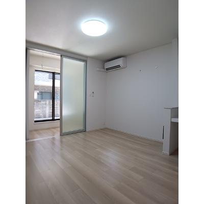 エイス　クラウディア 102【管理NO：1-028589801-01020】 ★家具家電は申し込み後に搬入します★の物件写真2
