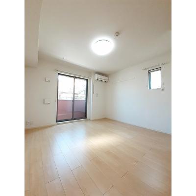 ルミウス 103【管理NO：1-022968501-01030】 ★家具家電は申し込み後に搬入します 2026年08月上旬入居可能の物件写真2