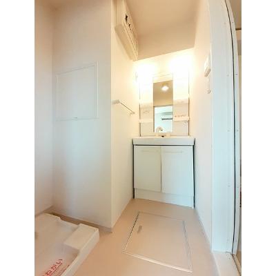 カミヤ 302【管理NO：1-018551501-03020】 ★家具家電は申し込み後に搬入します 2026年09月上旬入居可能の物件写真6