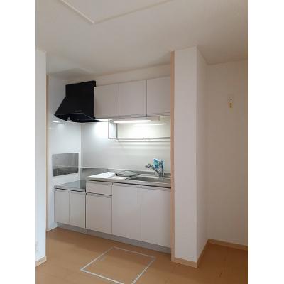 レガート 101【管理NO：1-015997501-01010】 ★家具家電は申し込み後に搬入します 2026年08月下旬入居可能の物件写真3