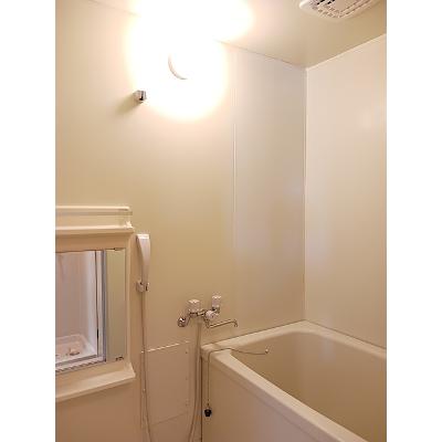 クレストＢ 202【管理NO：1-003899402-02020】 ★家具家電は申し込み後に搬入します★の物件写真4
