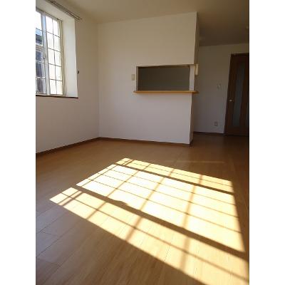 クレストール保美 205【管理NO：1-010687101-02040】 ★家具家電は申し込み後に搬入します 2026年08月上旬入居可能の物件写真2