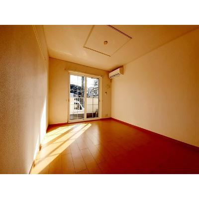 ラ・エスポワールⅡ 102【管理NO：1-015359302-01020】 ★家具家電は申し込み後に搬入します 2026年09月中旬入居可能の物件写真2