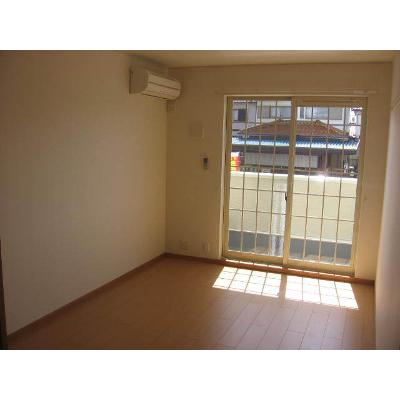 ヴィラージュＢ 102【管理NO：1-015356402-01020】 ★家具家電は申し込み後に搬入します 2026年08月下旬入居可能の物件写真2