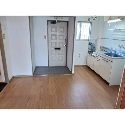 パレスインビレッヂ 2-A【管理NO：1-001738001-02010】 ★家具家電は申し込み後に搬入します 2026年08月中旬入居可能の物件写真2