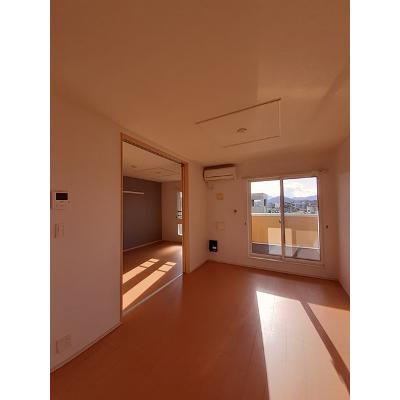 コーポ勢多七番館 201【管理NO：1-019413201-02010】 ★家具家電は申し込み後に搬入します 2026年08月下旬入居可能の物件写真2