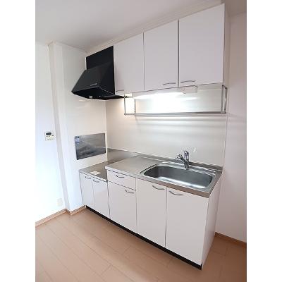 ポート　リジェールⅠ 102【管理NO：1-014584901-01020】 ★家具家電は申し込み後に搬入します★ ★2026年08月下旬入居可能★の物件写真3