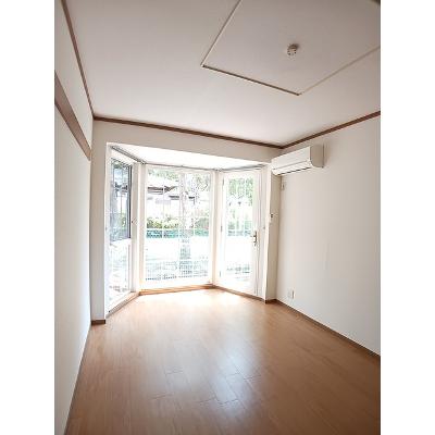 プリマヴェーラ 102【管理NO：1-009545501-01020】 ★家具家電は申し込み後に搬入します★の物件写真2