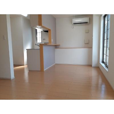 カーサ　コンテント 203【管理NO：1-018152301-02030】 ★家具家電は申し込み後に搬入します 2026年07月下旬入居可能の物件写真2