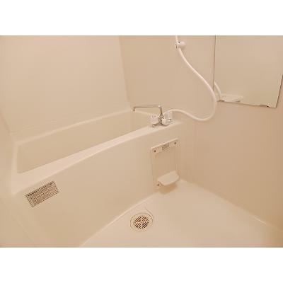 プリムローズ 202【管理NO：1-012125101-02020】 ★家具家電は申し込み後に搬入します★の物件写真4