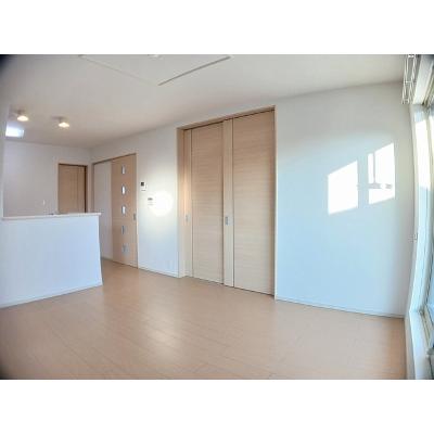 キャロル　弐番館 202【管理NO：1-018465502-02020】 ★家具家電は申し込み後に搬入します 2026年08月下旬入居可能の物件写真2