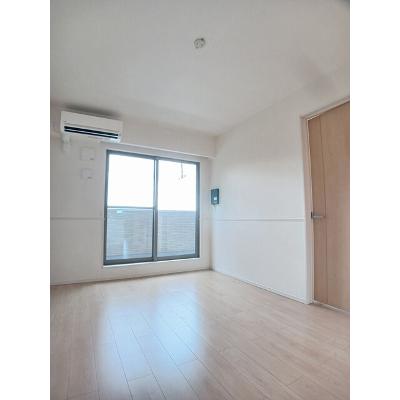 グランノーブルⅡ 203【管理NO：1-024250201-02030】 ★家具家電は申し込み後に搬入します★の物件写真2