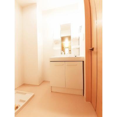 コンストライフＥ 101【管理NO：1-018927501-01010】 ★家具家電は申し込み後に搬入します 2026年08月下旬入居可能の物件写真6