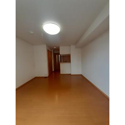 イリーデ西浜 102【管理NO：1-013714401-01020】 ★家具家電は申し込み後に搬入します 2026年08月上旬入居可能の物件写真2