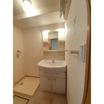 イリーデ西浜 102【管理NO：1-013714401-01020】 ★家具家電は申し込み後に搬入します 2026年08月上旬入居可能の物件写真6