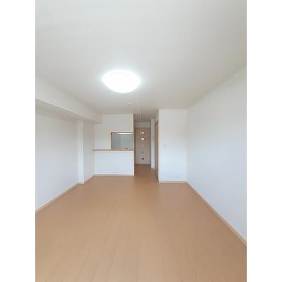 プリムローズ　Ⅱ 103【管理NO：1-015864301-01030】 ★家具家電は申し込み後に搬入します 2026年08月下旬入居可能の物件写真2