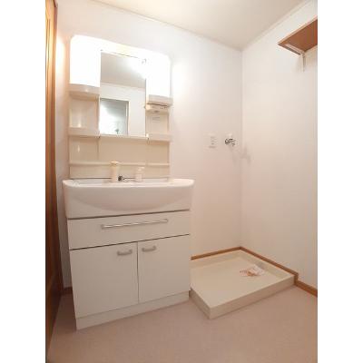 プレシャスコートＫ東松江Ⅱ 202【管理NO：1-013875902-02020】 ★家具家電は申し込み後に搬入します★の物件写真6