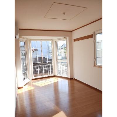 パインツリー 103【管理NO：1-006515701-01030】 ★家具家電は申し込み後に搬入します★の物件写真2