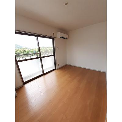 瀬戸館 301【管理NO：1-003845701-03010】 ★家具家電は申し込み後に搬入します 2026年08月下旬入居可能の物件写真2