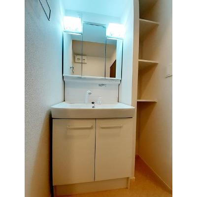 ラ　メール　ブルー 203【管理NO：1-027425501-02030】 ★家具家電は申し込み後に搬入します★の物件写真6