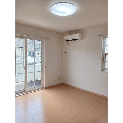 ベルソレイユ 105【管理NO：1-015612201-01040】 ★家具家電は申し込み後に搬入します★の物件写真2