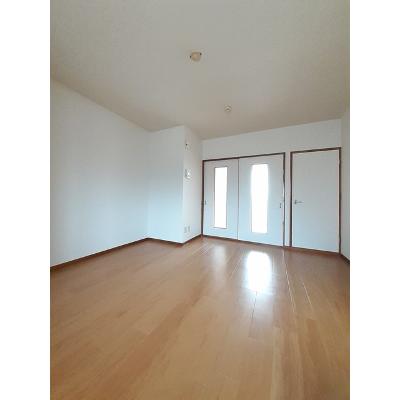 サザンウインド 103【管理NO：1-004181701-01030】 ★家具家電は申し込み後に搬入します★ ★2026年09月上旬入居可能★の物件写真2