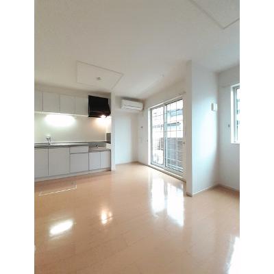 apartment 〒108-0075　東京都港区港南２丁目16-1
