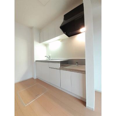 apartment 〒108-0075　東京都港区港南２丁目16-1