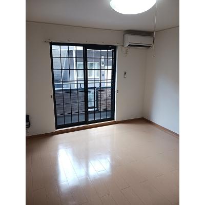 アンジュ　Ｂ 103【管理NO：1-015047102-01030】 ★家具家電は申し込み後に搬入します★の物件写真2