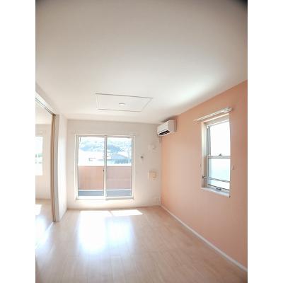 クレメント　Ａ 201【管理NO：1-021761501-02010】 ★家具家電は申し込み後に搬入します★ ★2027年03月中旬入居可能★の物件写真2