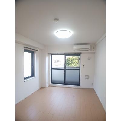 シャンポールＡ 101【管理NO：1-011918601-01010】 ★家具家電は申し込み後に搬入します★ ★2026年08月下旬入居可能★の物件写真2