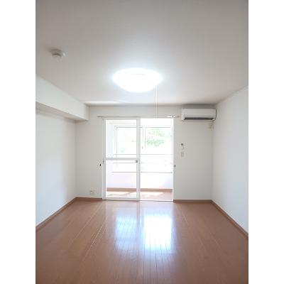 パインコーン　２番館 102【管理NO：1-014231202-01020】 ★家具家電は申し込み後に搬入します★の物件写真2