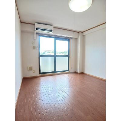 アヴァンシアＭ 302【管理NO：1-012362001-03020】 ★家具家電は申し込み後に搬入します★の物件写真2