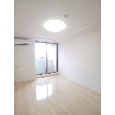 シーサイドビレッジＡ 304【管理NO：1-019833801-03040】 ★家具家電は申し込み後に搬入します★の物件写真2
