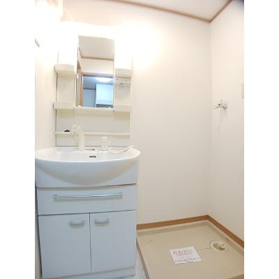 レガート元町 301【管理NO：1-012810301-03010】 ★家具家電は申し込み後に搬入しますの物件写真6